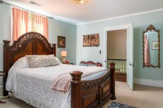 Historic Home in Downtown Mocksville - 3