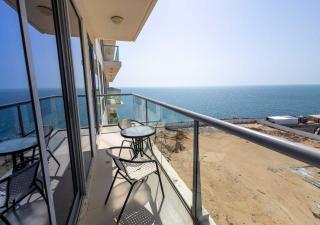Seamless 2BR near the Ocean by Island properties - 0