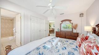 2L Lido Key Steps to Beach Walk to St Armands - 7