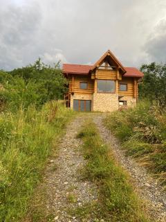 Casa din deal - 1