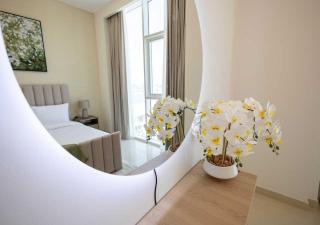 Spectacular Modern 2BR with Waterfront Living in Gateway Residences - 5