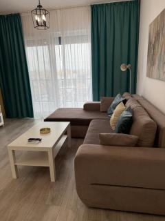 Adora Park Suite - City View & Free Parking - 9