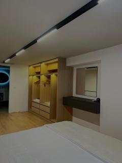 Golden Stay Apartment - 4
