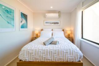 Oceanfront Panoramic Views at Scarborough Beach! - 6