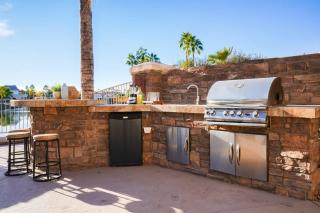 Lakeside Luxury Val Vista - 7
