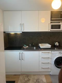 Hyggelig lejlighed med jacuzzi og moderne opholdsområde - 3