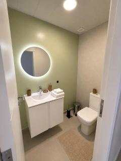 New Apartment with Panoramic Sea Views in Batroun - 4