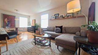 Charming Inner City Home - 8