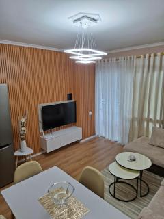 Cosy Central Apartment - 0