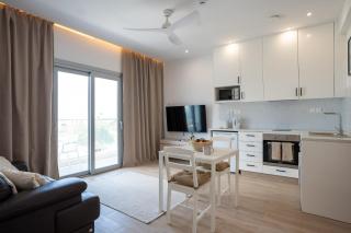 Sea Breeze Suites - Paphos - 2