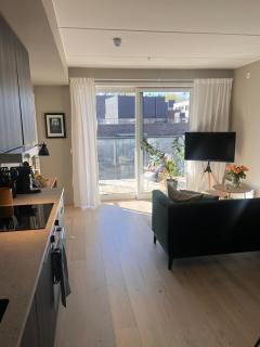 Bright, stylish apartment with a sunny balcony close to nature - 1