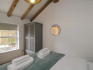 Cosy Cottage - 1