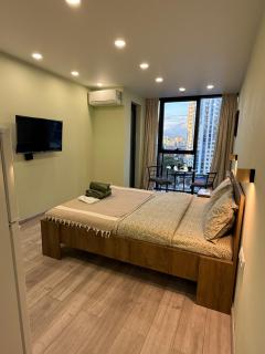Elegant Studio Near Sea & Stadium - 2