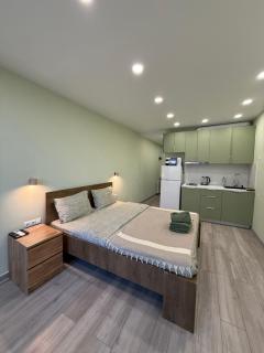 Elegant Studio Near Sea & Stadium - 4