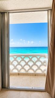 Estudio con vista al mar Caribe - 9