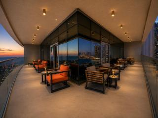 Luxury double view 9F apartment The Gate Tower - 1