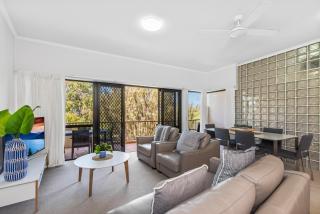 Mirra Chana Beachfront Apartments Mooloolaba - 1