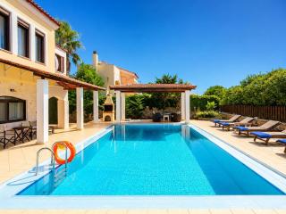 Ekklisies Dio Large Private Pool AC WiFi - 8
