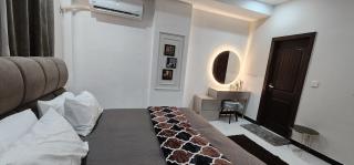 Luxury 2BR, Self Check in Netflix H-13 Islamabad - 4