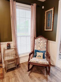 Spacious 3BR Retreat Near VSU, SGMC & Moody - 4