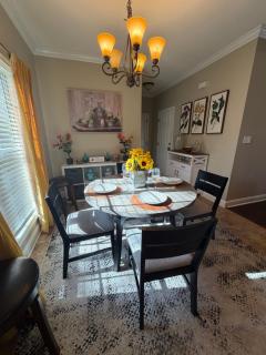 3BR Retreat I-75 Nearby Drive to Wild Adventures - 4