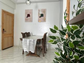 Prestige Holiday Homes - Comfort Appartement, proximity to Akdital & Aéroport - 6