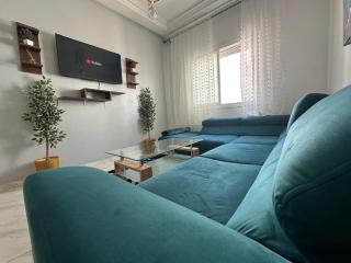 Prestige Holiday Homes - Comfort Appartement, proximity to Akdital & Aéroport - 1