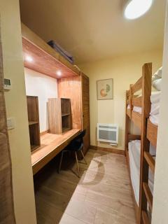 Appartements - PISCINE INTÉRIEURE Sauna - PARKING Privé Étage 1 - Centre Village - Résidence Cami Réal - avec LINGE et MÉNAGE de fin de Séjour Compris - 8