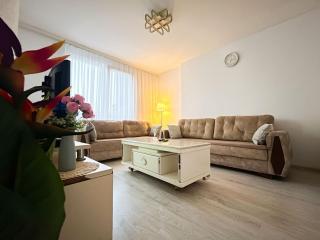 10 Minutes To Center Calm Modern Apartment - 0