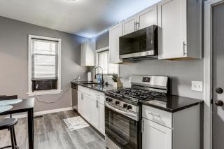 Group-Friendly Toledo Home for Zoo & Game Days - 3