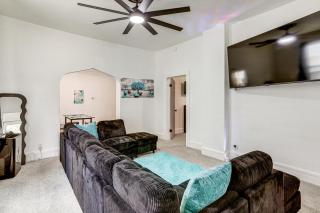 Group-Friendly Toledo Home for Zoo & Game Days - 7