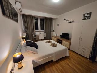 Studio apartment KIKI with a sea view, free WiFi, for 2 persons - 1