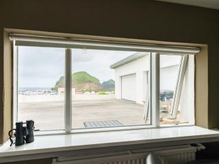 Bright flat with stunning view! - 9