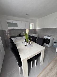 Visitor Apartment-Plav - 7