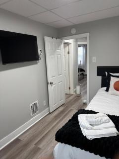 3BR Near Philadelphia 2 Car Parking Private Backyard - 3