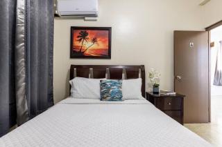 3BR For 7 Central AC & Laundry - Walk to Town - 3