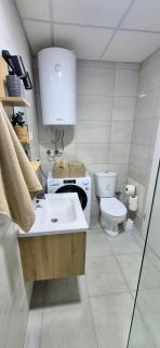 Lake & City Apartment Ohrid - 1