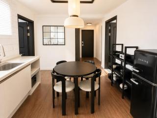 Seoul Stay #2 bedroom # 4 beds # Center of Seoul - 1