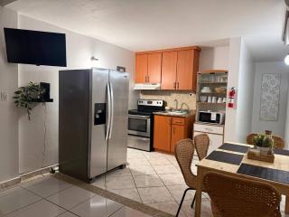 Brisas Apt - Comfort & WiFi with AC - 3