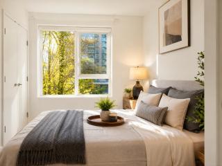 Rare 2BR Townhouse in Prime Location - 5
