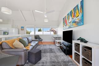Unit 2,16 Flinders Pde, Victor Harbor - 7