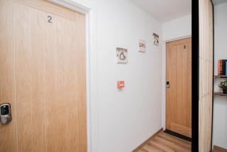 City Centre Apt with FREE PARKING - Doncaster - 1