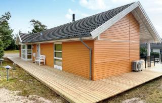 Stunning Home In Aakirkeby With Sauna - 4