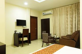 Hotel D Courtyard - Guwahati - 2