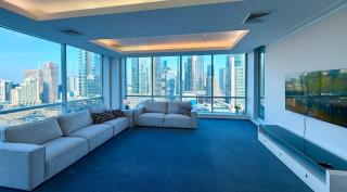 Penthouse with Amazing Views & Three En-Suites - 8