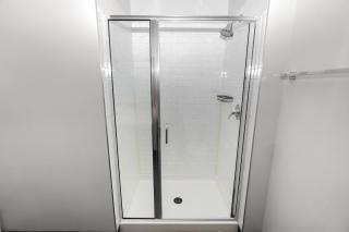 Stylish 2BR Escape - 10 minutes walk to RiverWalk - 2