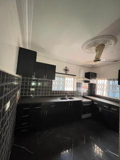Mavis Lodge - 3