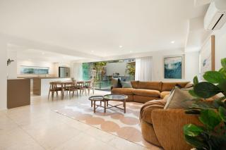 9 Depper Street - Large Residence Entire 6 Bed House - 9