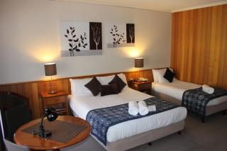 Bakery Hill Motel - 9