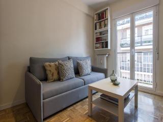 Flat near Las Ventas District - 1
